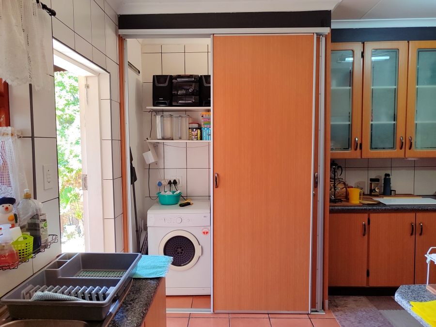 3 Bedroom Property for Sale in Wilkoppies North West